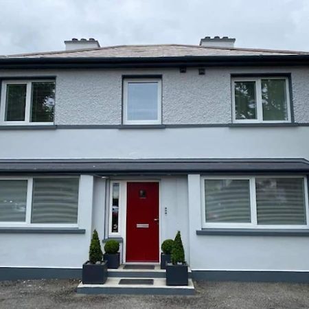 Location, Location - Modern 2 Bed Apt In Killarney Extérieur photo