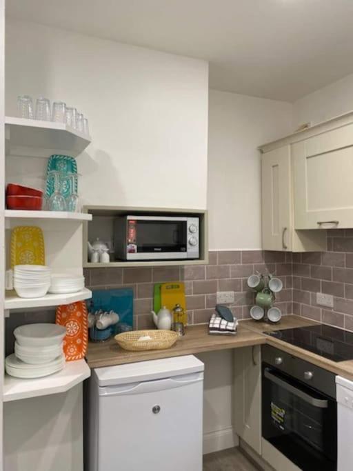 Location, Location - Modern 2 Bed Apt In Killarney Extérieur photo